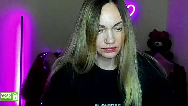 BlondMikey22 online show from February 7, 2026, 6:55 pm