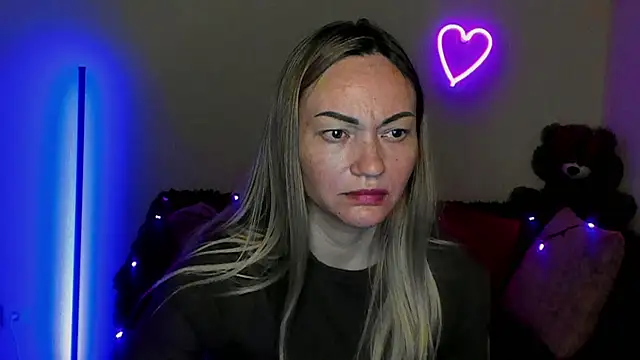 BlondMikey22 online show from May 10, 2026, 5:23 am