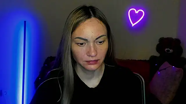 BlondMikey22 online show from May 19, 2026, 11:27 am