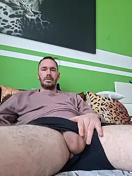 Dernachbar89 online show from February 4, 2026, 1:28 pm