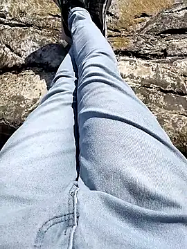 LASCHIAVA6TV72 online show from April 18, 2026, 2:32 pm