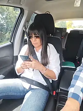 Snapshot of Lyonette_reading1 chatting on March 3, 2026, 3:40 pm Lyonette reading1 online show from March 3, 2026, 3:40 pm