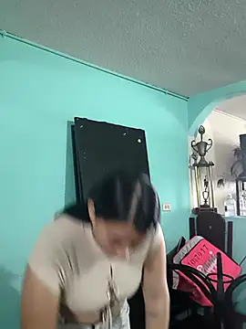 ashleymonroe4 online show from February 24, 2026, 3:21 pm