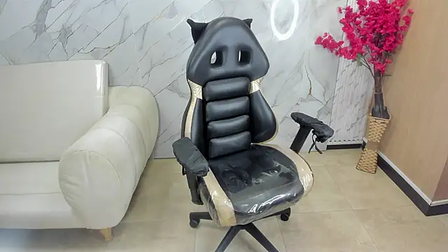 rox luxury tf online show from February 7, 2026, 3:49 pm