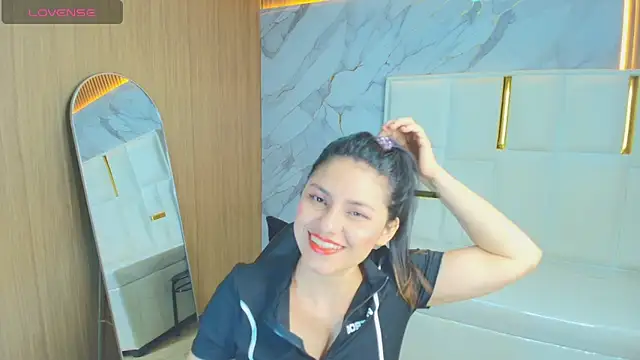 rox luxury tf online show from April 6, 2026, 1:34 pm