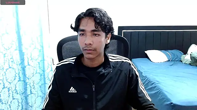 Pedestal diamant online show from April 19, 2026, 11:40 pm