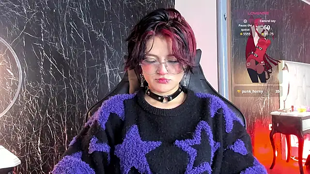 YuuMiko online show from March 19, 2026, 12:09 pm