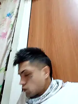 CubanoxxxSex online show from March 1, 2026, 6:32 pm