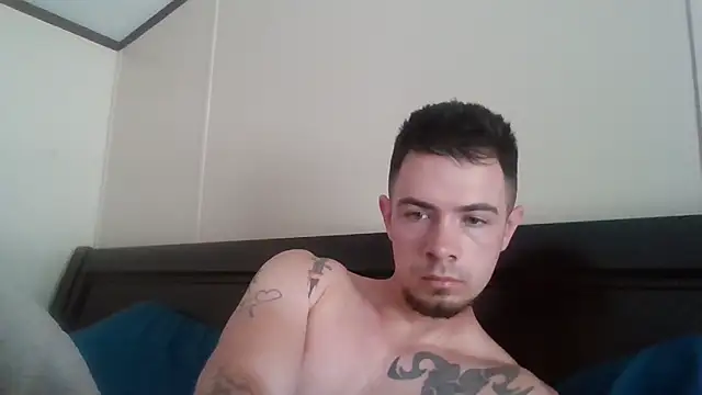 Snapshot of midnightsinz chatting on April 8, 2026, 6:08 pm midnightsinz online show from April 8, 2026, 6:08 pm