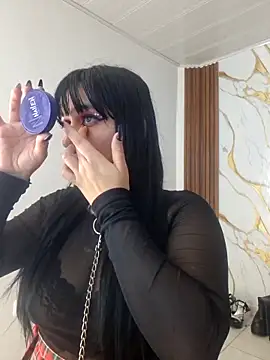 Snapshot of valen_ros chatting on May 26, 2026, 7:37 am valen ros online show from May 26, 2026, 7:37 am