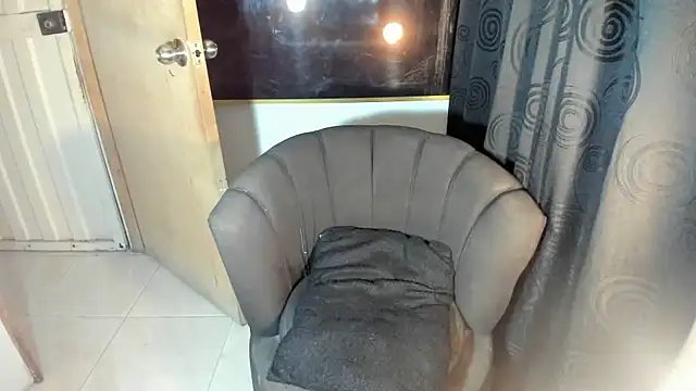 Snapshot of Jesshot_bigcock20cm chatting on June 15, 2026, 8:05 am Jesshot bigcock20cm online show from June 15, 2026, 8:05 am