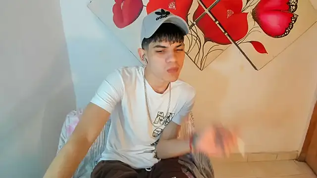 Snapshot of Jesshot_bigcock20cm chatting on August 4, 2026, 1:53 am Jesshot bigcock20cm online show from August 4, 2026, 1:53 am