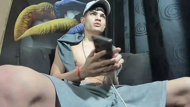 Snapshot of Jesshot_bigcock20cm chatting on August 6, 2026, 4:58 am Jesshot bigcock20cm online show from August 6, 2026, 4:58 am