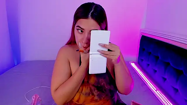 Angelica  Red online show from February 16, 2026, 2:02 pm