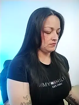 Ivanna Greey1 online show from February 18, 2026, 9:00 pm