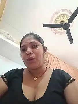 Snapshot of Horney_Bhabhi chatting on June 7, 2026, 7:12 am Horney Bhabhi online show from June 7, 2026, 7:12 am