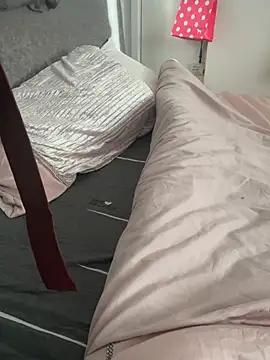 browncutie7 online show from February 25, 2026, 8:13 am