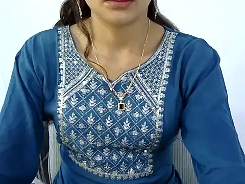 Snapshot of Mehaak_ chatting on July 6, 2026, 7:27 am Mehaak online show from July 6, 2026, 7:27 am