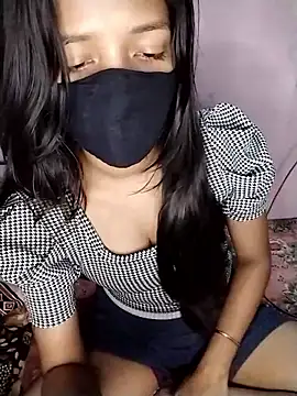 Naina-hott online show from February 24, 2026, 6:39 pm