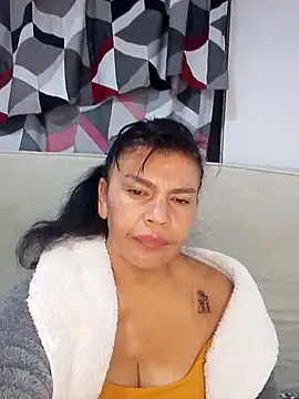 jennifer 0717 online show from April 1, 2026, 3:51 am