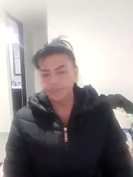 jennifer 0717 online show from April 19, 2026, 1:05 am