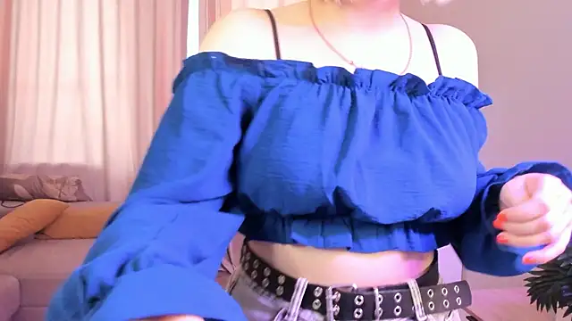 MariamGravert online show from February 14, 2026, 6:54 am