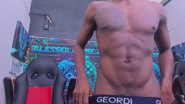 Snapshot of Jeanpieroo26 chatting on February 14, 2026, 7:32 pm Jeanpieroo26 online show from February 14, 2026, 7:32 pm