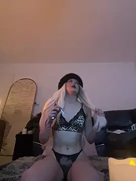 Red Blossom online show from March 10, 2026, 5:51 pm