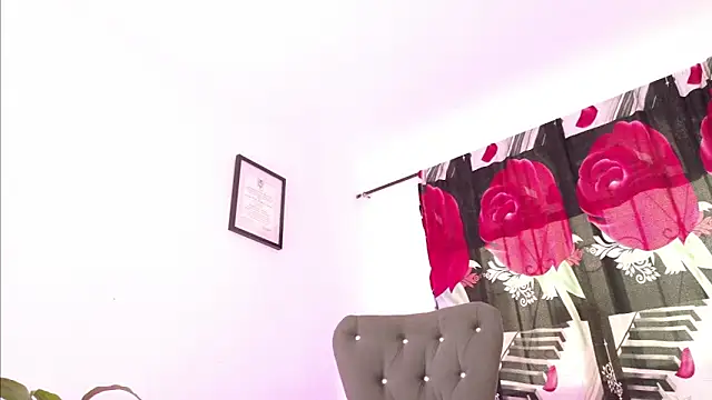 AnnieWestley online show from February 10, 2026, 1:48 pm