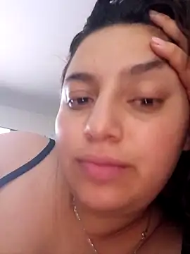 MajoArias online show from April 2, 2026, 6:33 am