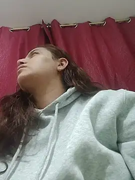 Snapshot of MajoArias chatting on May 3, 2026, 2:06 am MajoArias online show from May 3, 2026, 2:06 am