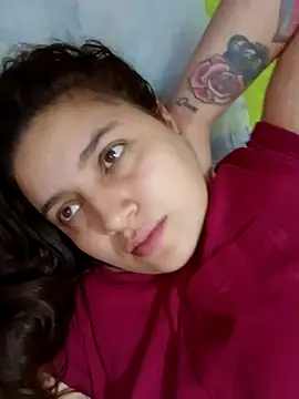 Snapshot of MajoArias chatting on May 6, 2026, 4:41 am MajoArias online show from May 6, 2026, 4:41 am
