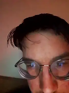 19cmgrosserschwanz online show from April 13, 2026, 8:03 pm