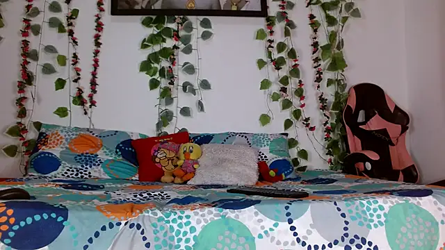 Snapshot of karolsweetvagi chatting on July 20, 2026, 5:48 pm karolsweetvagi online show from July 20, 2026, 5:48 pm
