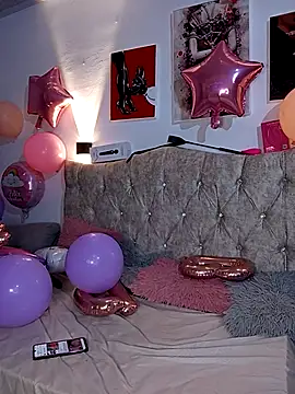 Kylei grace online show from February 22, 2026, 2:56 am