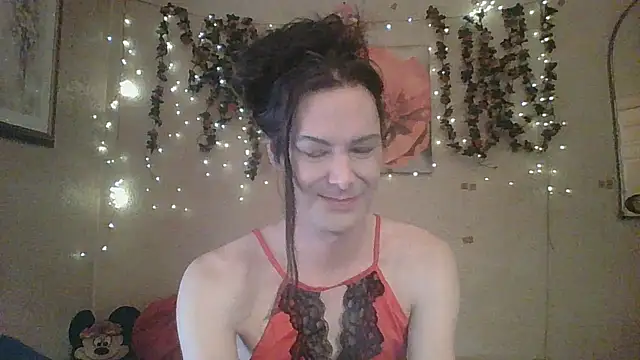 Snapshot of sillymillie4 chatting on March 4, 2026, 6:14 pm sillymillie4 online show from March 4, 2026, 6:14 pm