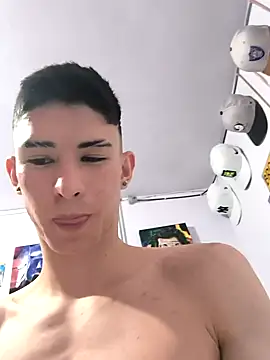 Camilow w online show from March 12, 2026, 10:16 pm