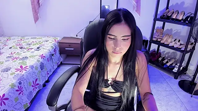 Canddy Doll  online show from February 17, 2026, 8:26 pm