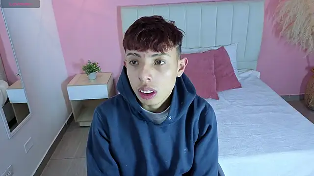 Snapshot of _camilo_ortiz chatting on May 13, 2026, 7:55 pm camilo ortiz online show from May 13, 2026, 7:55 pm