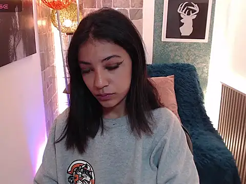 Scarleet miaa online show from July 28, 2026, 7:39 pm