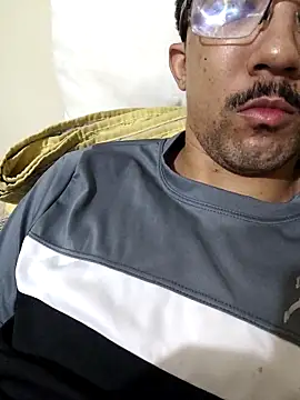 MOREN044 online show from February 6, 2026, 2:16 am