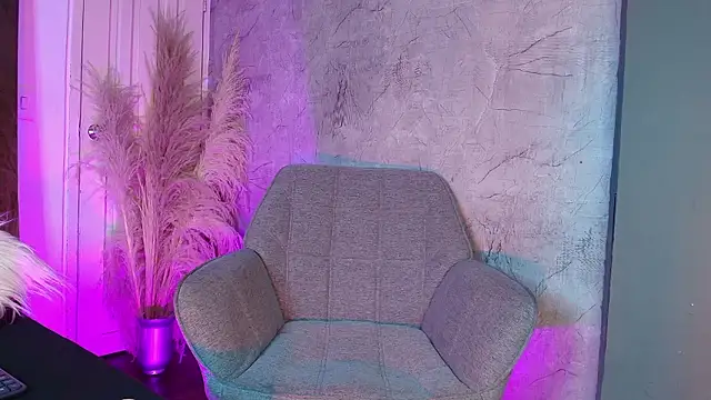 REDS VELVET online show from February 14, 2026, 4:09 am