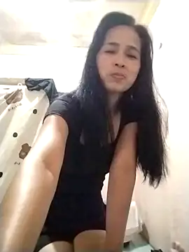 sweet maxine44 online show from March 21, 2026, 8:45 pm