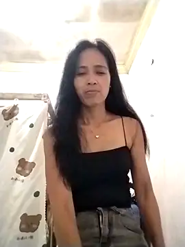 sweet maxine44 online show from April 5, 2026, 12:02 pm