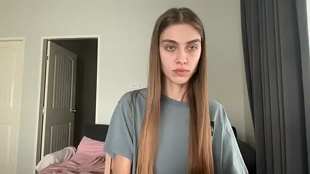 SonyaSweety online show from March 4, 2026, 10:54 am