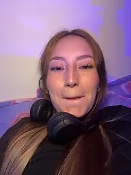 Lis peach online show from February 26, 2026, 5:39 am