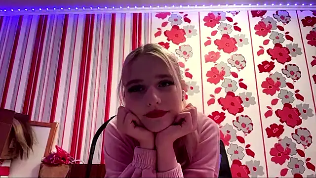 MiaBerlateen online show from February 11, 2026, 3:06 pm