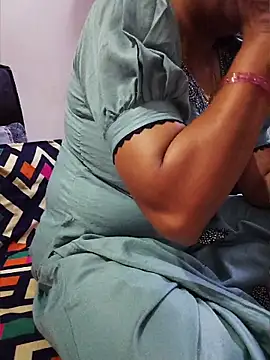 SexybeboX online show from May 29, 2026, 6:11 am