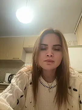 Snapshot of Emma_Songae chatting on February 11, 2026, 8:36 pm Emma Songae online show from February 11, 2026, 8:36 pm