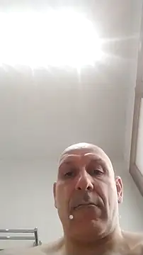 Hardlongbig online show from February 9, 2026, 9:02 am